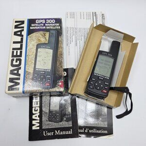 Magellan GPS 300 Portable Satellite Navigator Handheld‎ GPS With Box WORKING
